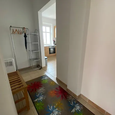 Lägenhet Am Buergergarten By Interhome